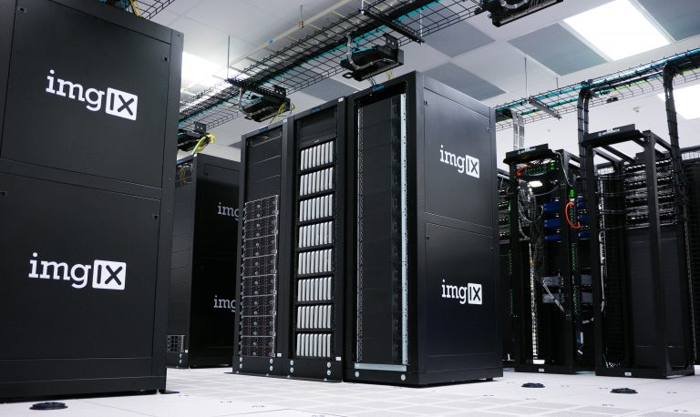 WEBサーバーとデータベースサーバー、メールサーバーの役割と違い