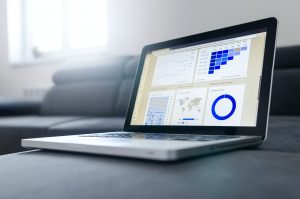 ホームページの数値集計を行うGoogleアナリティクスの見方